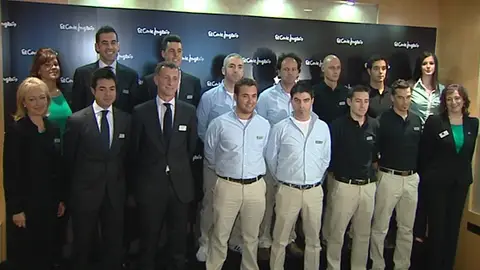Uniforme masculino para los empleados de El Corte Inglés Uniforme masculino para los empleados de El Corte Inglés
