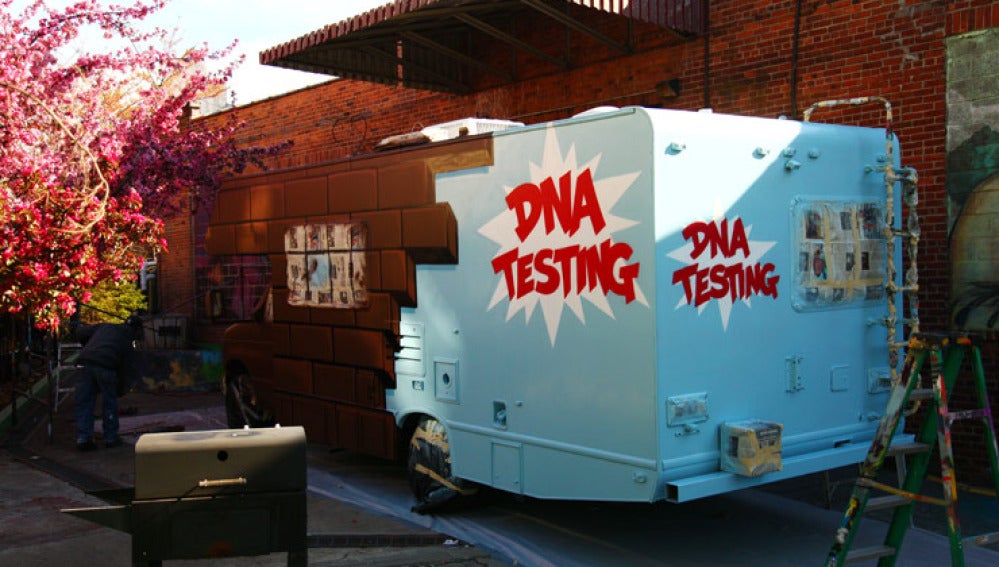 Realiza las pruebas de ADN en la calle