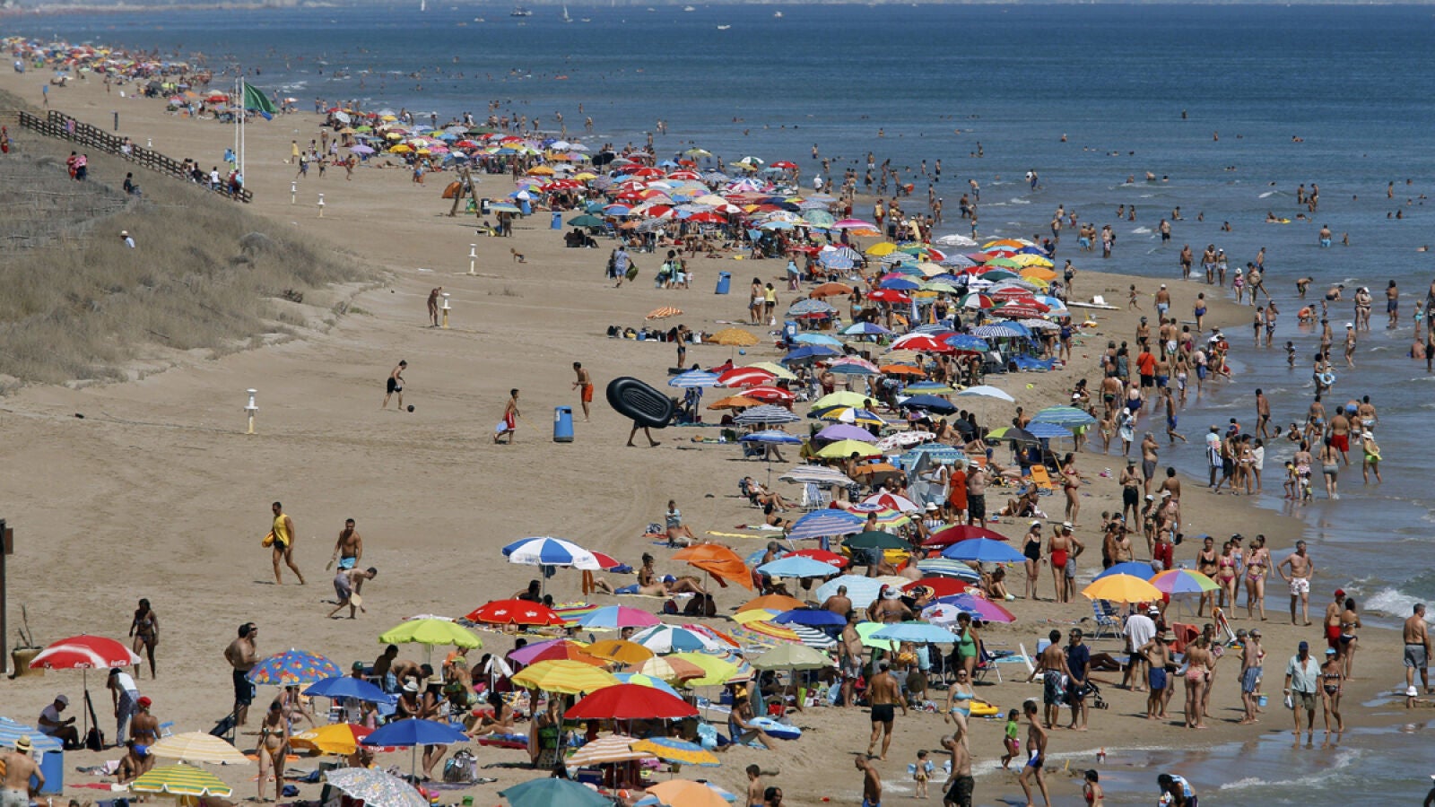 Los españoles se quedan en España estas vacaciones