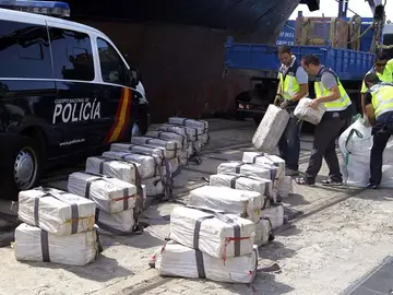 Parte del alijo interceptado en la operación 'Espartana' Parte del alijo interceptado en la operación 'Espartana'