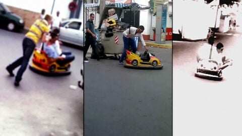 Coche de choque por la calle