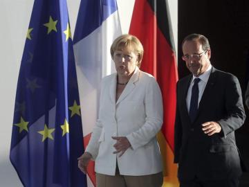 Angela Merkel y François Hollande se reúnen en Berlín