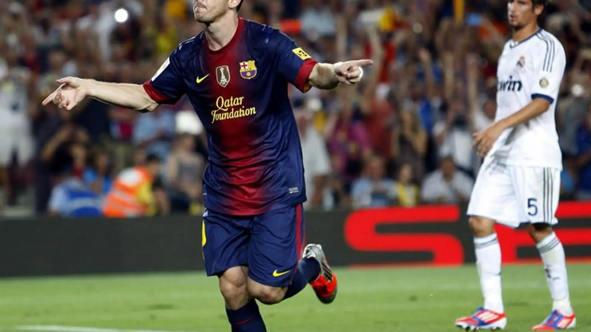 Messi marca de penalti