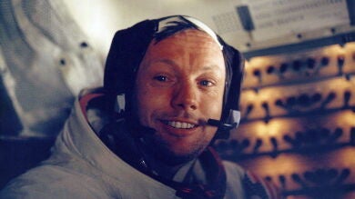 La NASA recuerda a Neil Armstrong como héroe y pilar de la nueva era espacial