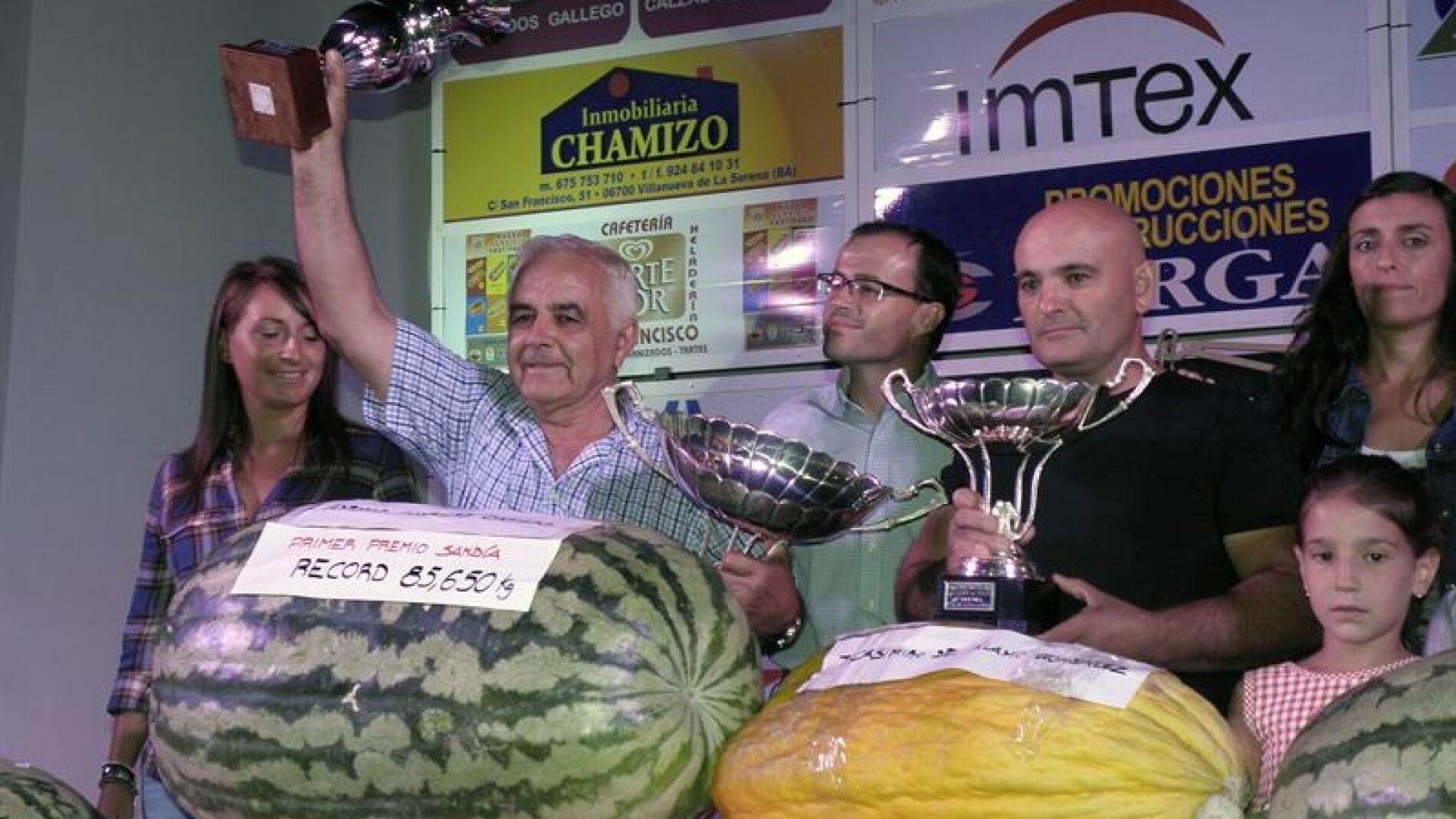 Un fruto de 85,650 kilos ha ganado el tradicional concurso de sand&iacute;as y melones de Villanueva de la Serena