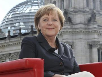 Merkel pide a sus socios "medir bien las palabras" ante la crisis del euro