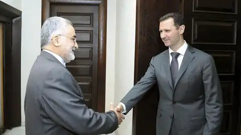 Al Asad dice que luchará contra el complot extranjero sea cual sea el precio Al Asad dice que luchará contra el complot extranjero sea cual sea el precio