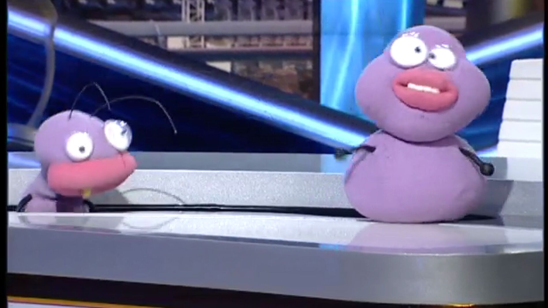 00047