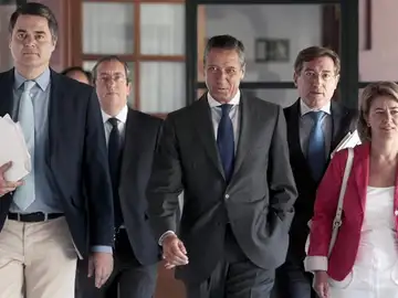 El ministro de Trabajo y Asuntos Sociales Eduardo Zaplana El ministro de Trabajo y Asuntos Sociales Eduardo Zaplana