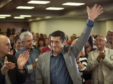 Patxi López inicia la precampaña Patxi López inicia la precampaña