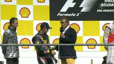 Vettel en la entrevista del podio de Spa