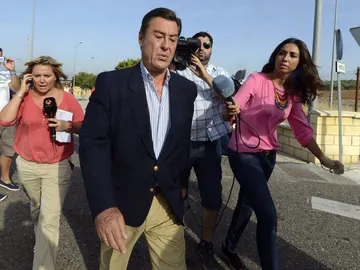 El abogado de Bretón a la salida de la cárcel El abogado de Bretón a la salida de la cárcel