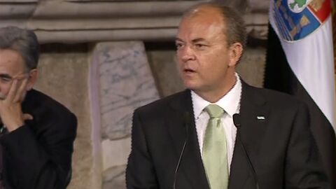 Monago, durante su discurso en el D&iacute;a de Extremadura