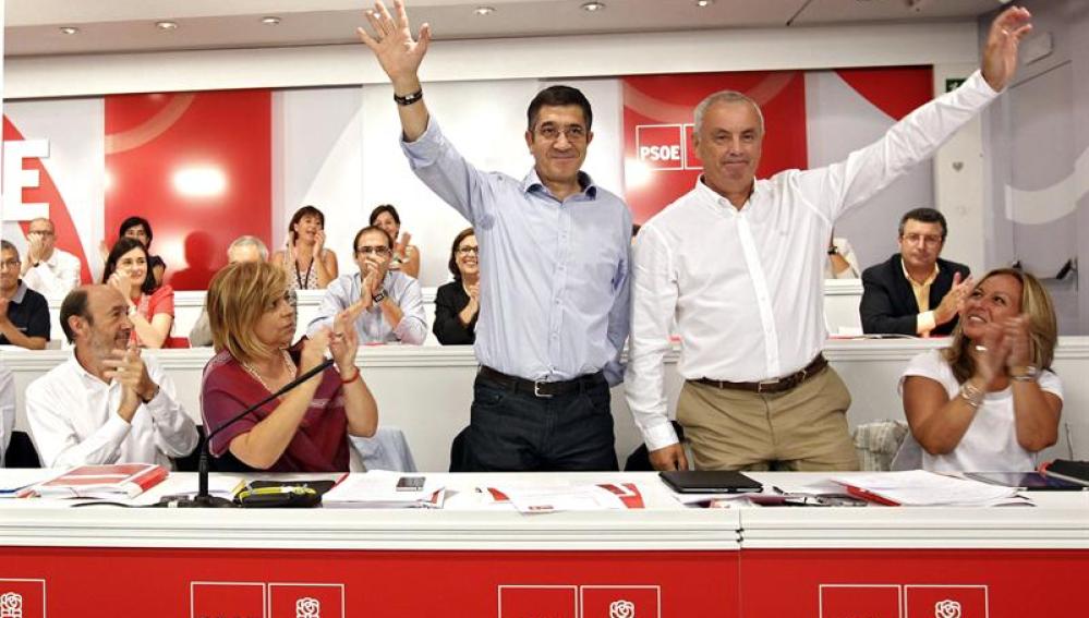 Los candidatos del PSOE a las elecciones vascas, Patxi López, y gallegas, Pachi Vázquez