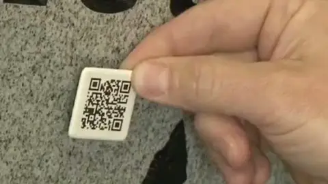 Código QR en lápida Código QR en lápida