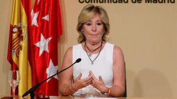 Aguirre anuncia su dimisión