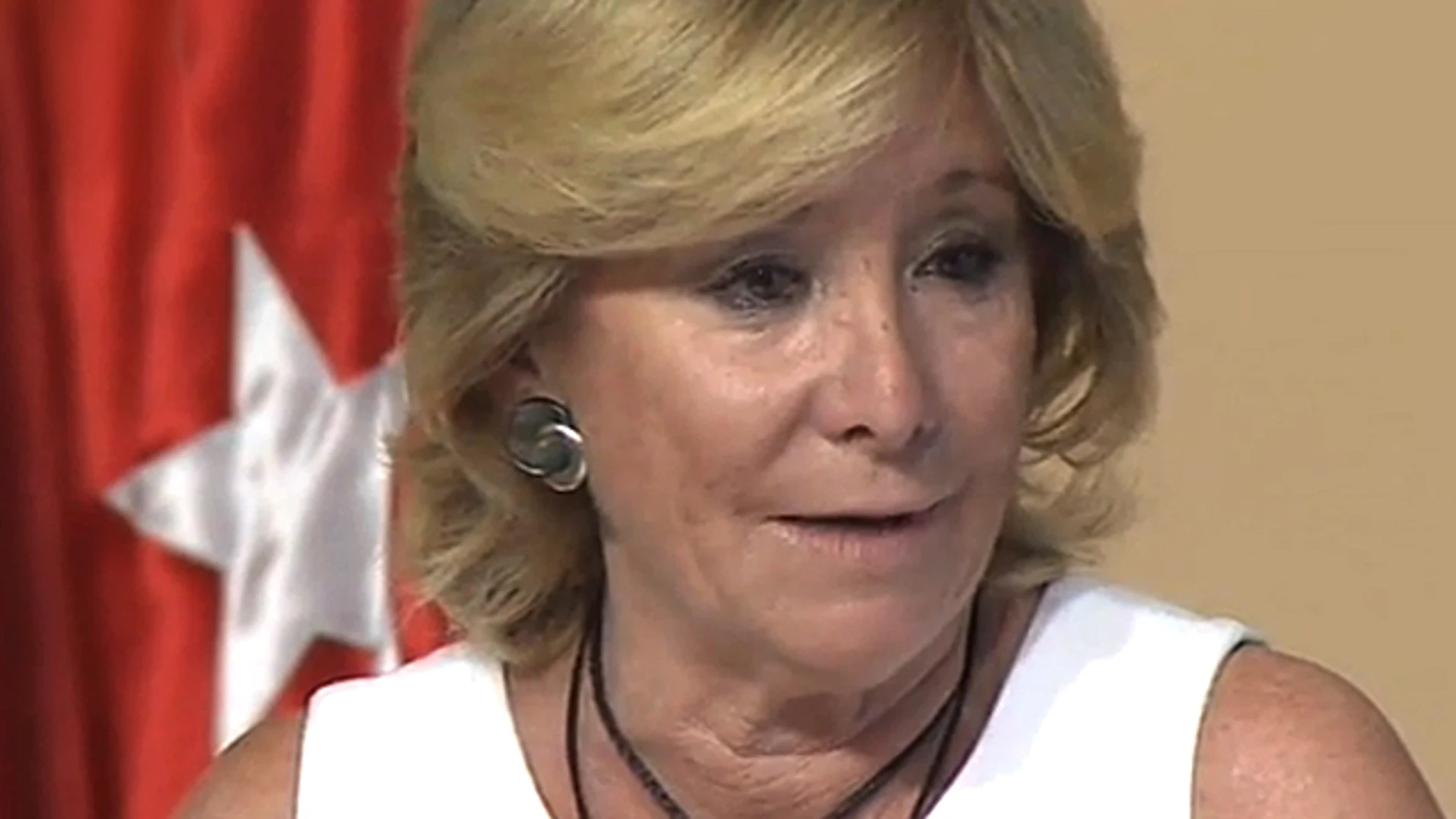 Esperanza Aguirre anuncia su dimisión Esperanza Aguirre anuncia su dimisión