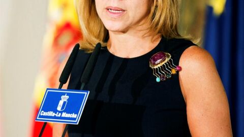 Mar&iacute;a Dolores de Cospedal muestra su agradecimiento a Aguirre
