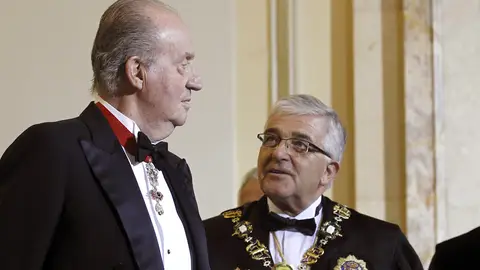 El rey Juan Carlos junto a Gonzalo Moliner El rey Juan Carlos junto a Gonzalo Moliner