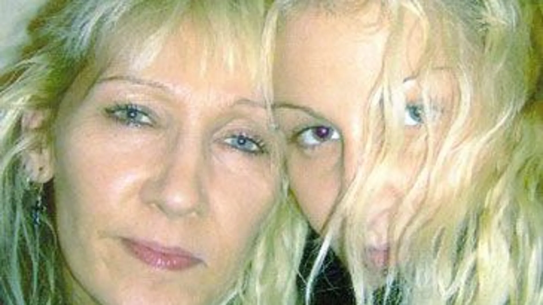 Una madre se entera de la muerte de su hija en Facebook Una madre se entera de la muerte de su hija en Facebook