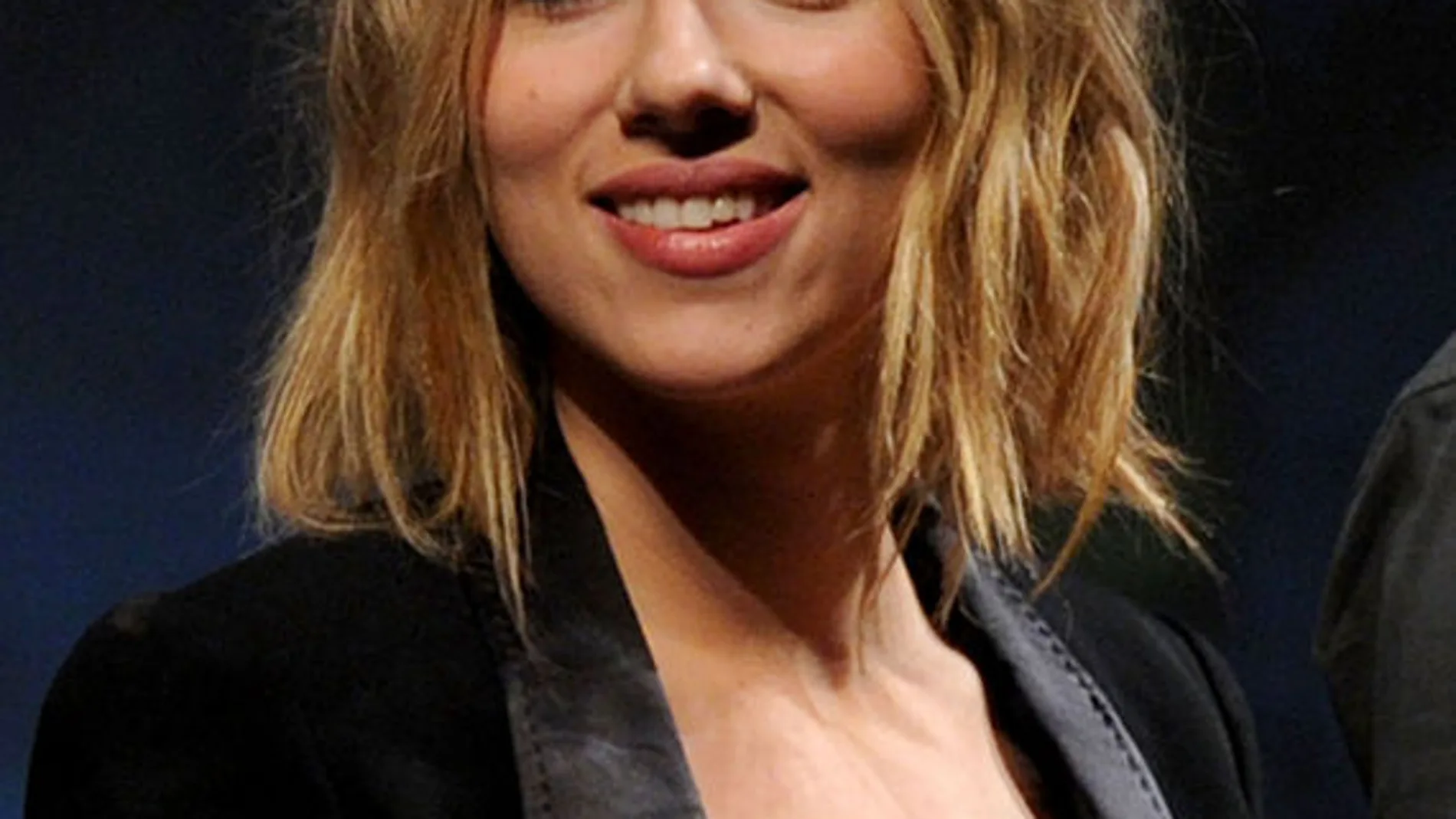 Scarlett Johansson Scarlett Johansson