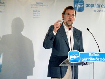 Mariano Rajoy durante la clausura de un acto de la precampaña de las elecciones autonómicas gallegas