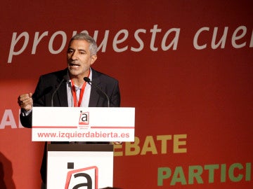 El diputado de IU Gaspar Llamazares, durante su intervención en la asamblea constituyente de Izquierda Abierta