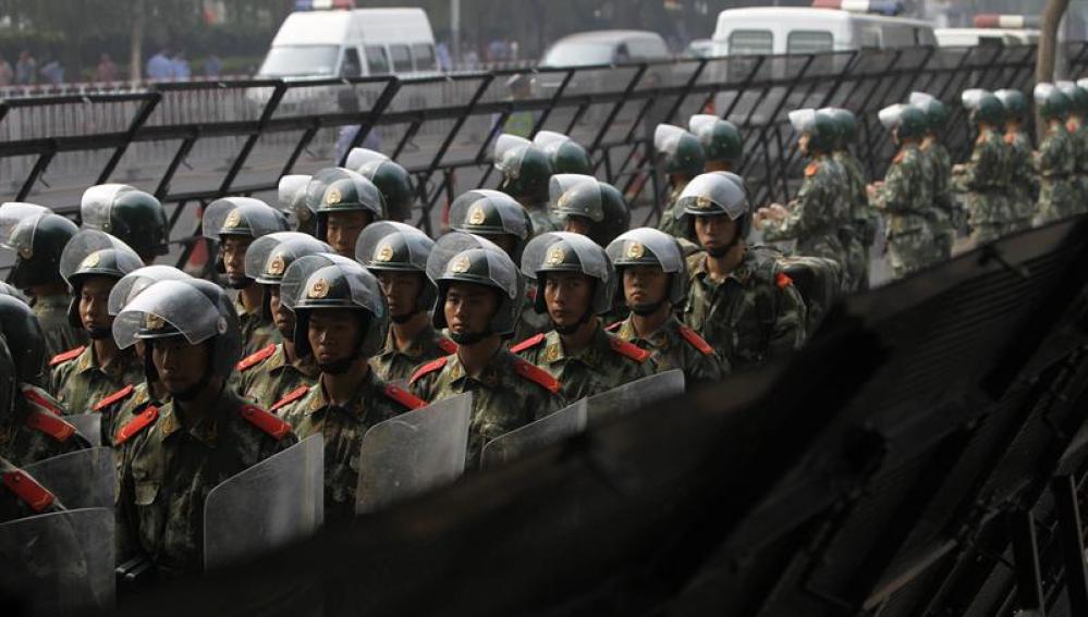 Seguridad en la embajada de Japón en Pekín, China