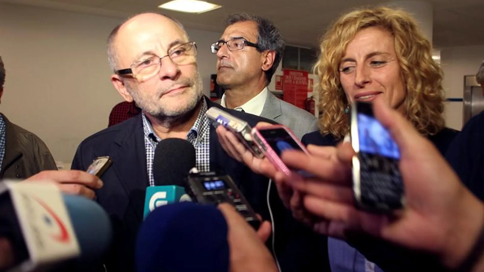 El alcalde de Ourense imputado en la operación Pokemon no dimitirá El alcalde de Ourense imputado en la operación Pokemon no dimitirá