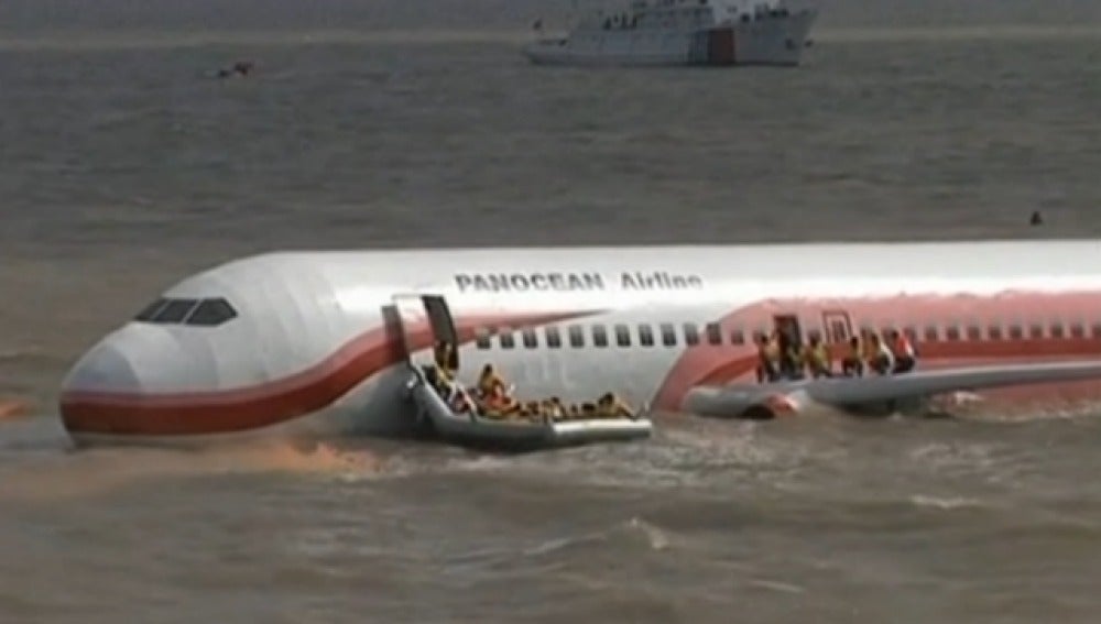Un simulacro de accidente aéreo en Shanghai recrea el “Milagro del Hudson”