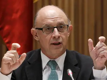 Cristóbal Montoro durante la rueda de prensa Cristóbal Montoro durante la rueda de prensa