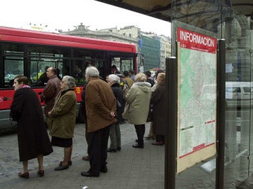 Parada de autobús en Madrid