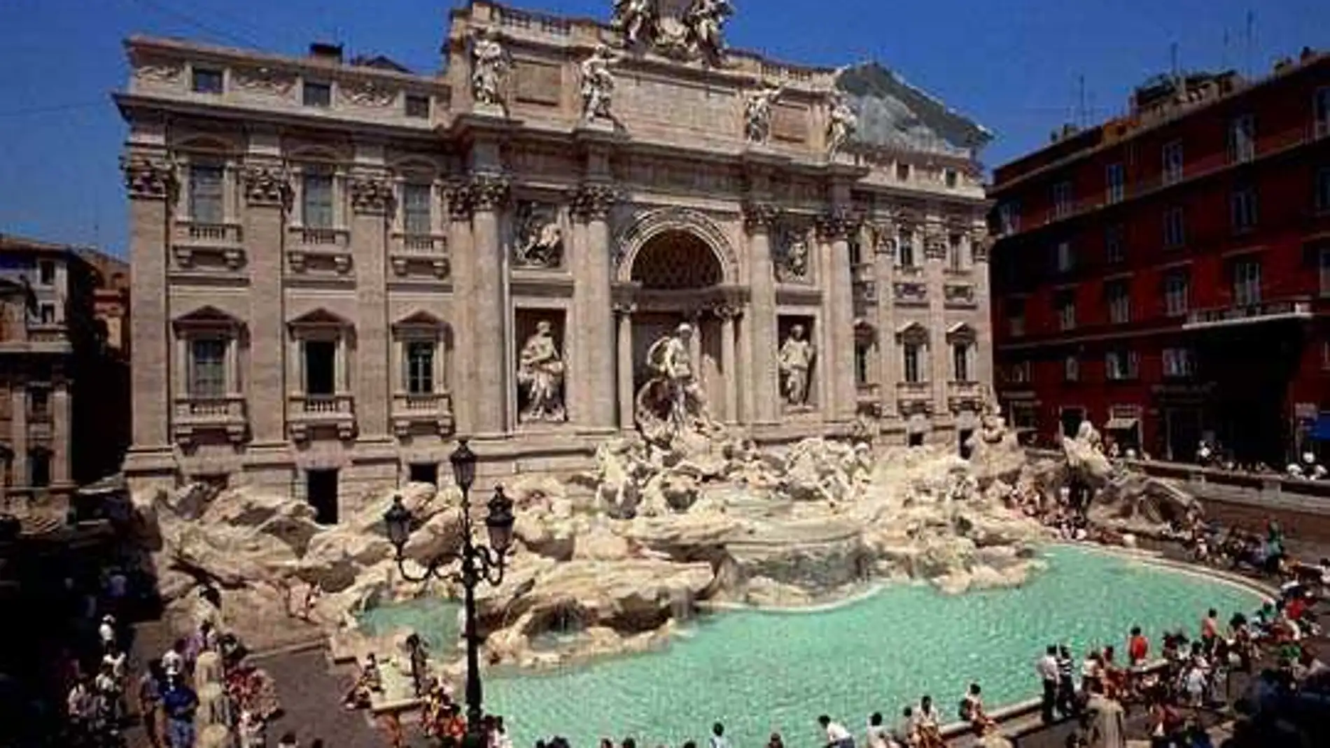 Fontana di Trevi Fontana di Trevi