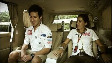 Nira Juanco se da una vuelta por Japón con Kobayashi