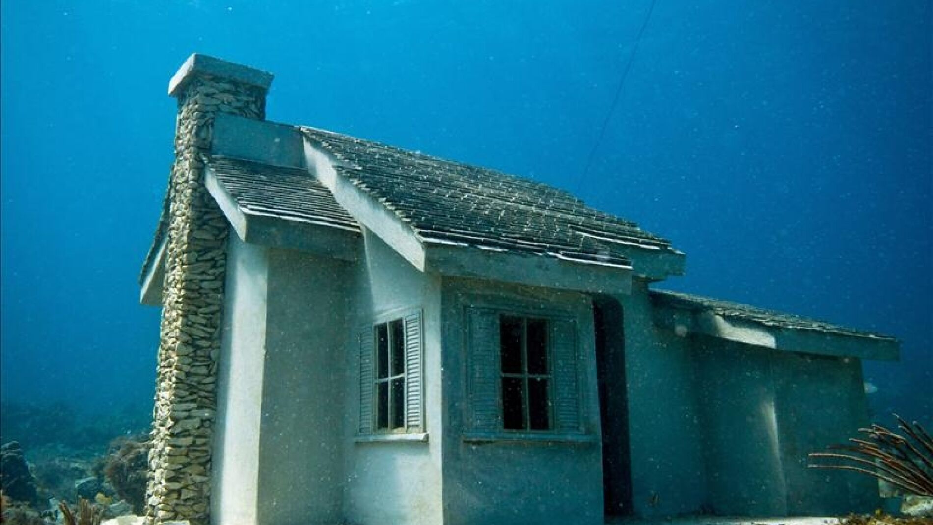 Casas submarinas para peces en Canc&uacute;n