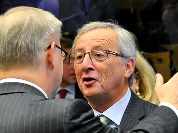 Jean Claude Juncker, antes de la reunión de los ministros de Economía de la zona euro. Jean Claude Juncker, antes de la reunión de los ministros de Economía de la zona euro.