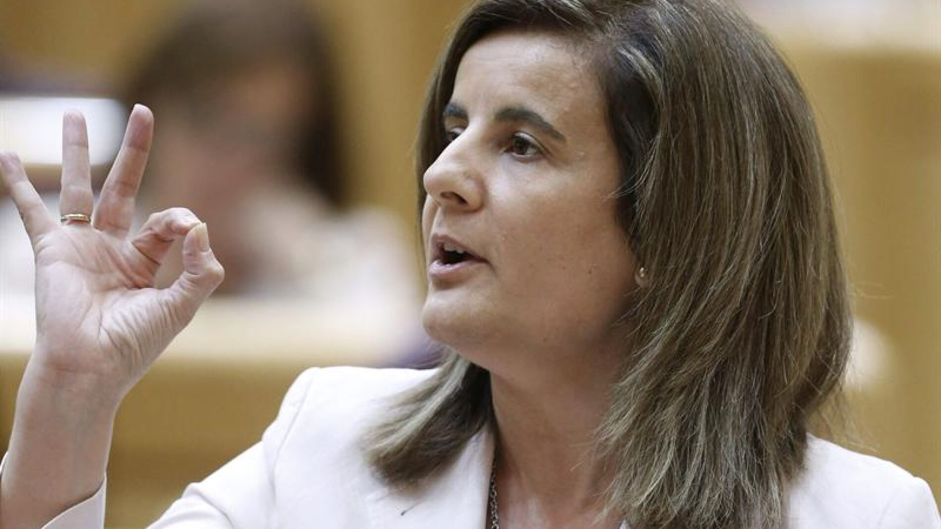 La ministra de Empleo y Seguridad Social, F&aacute;tima B&aacute;&ntilde;ez, durante su intervenci&oacute;n en el Senado