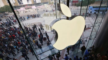Apple abre su mayor tienda en China