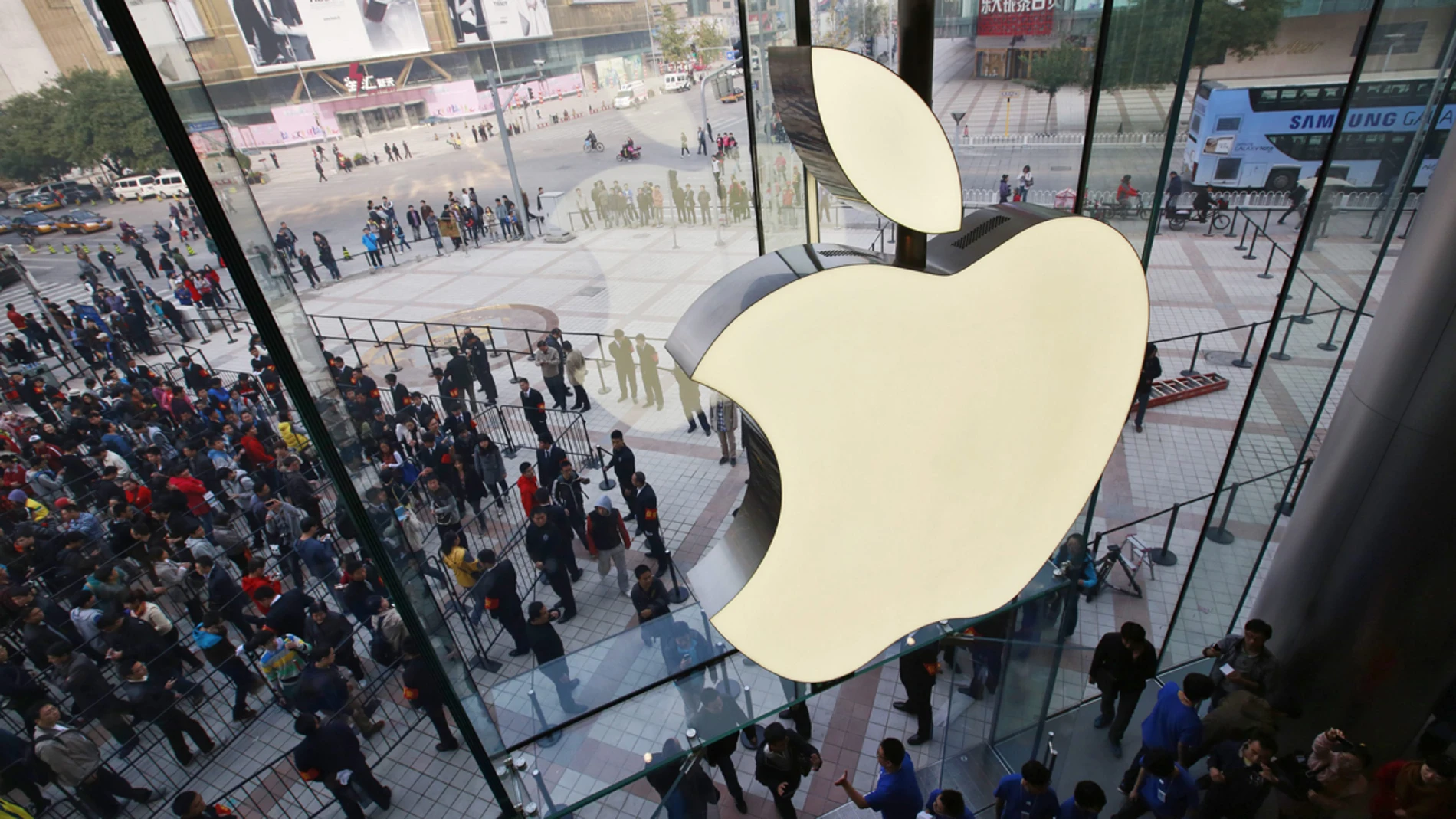 Apple abre su mayor tienda en China Apple abre su mayor tienda en China