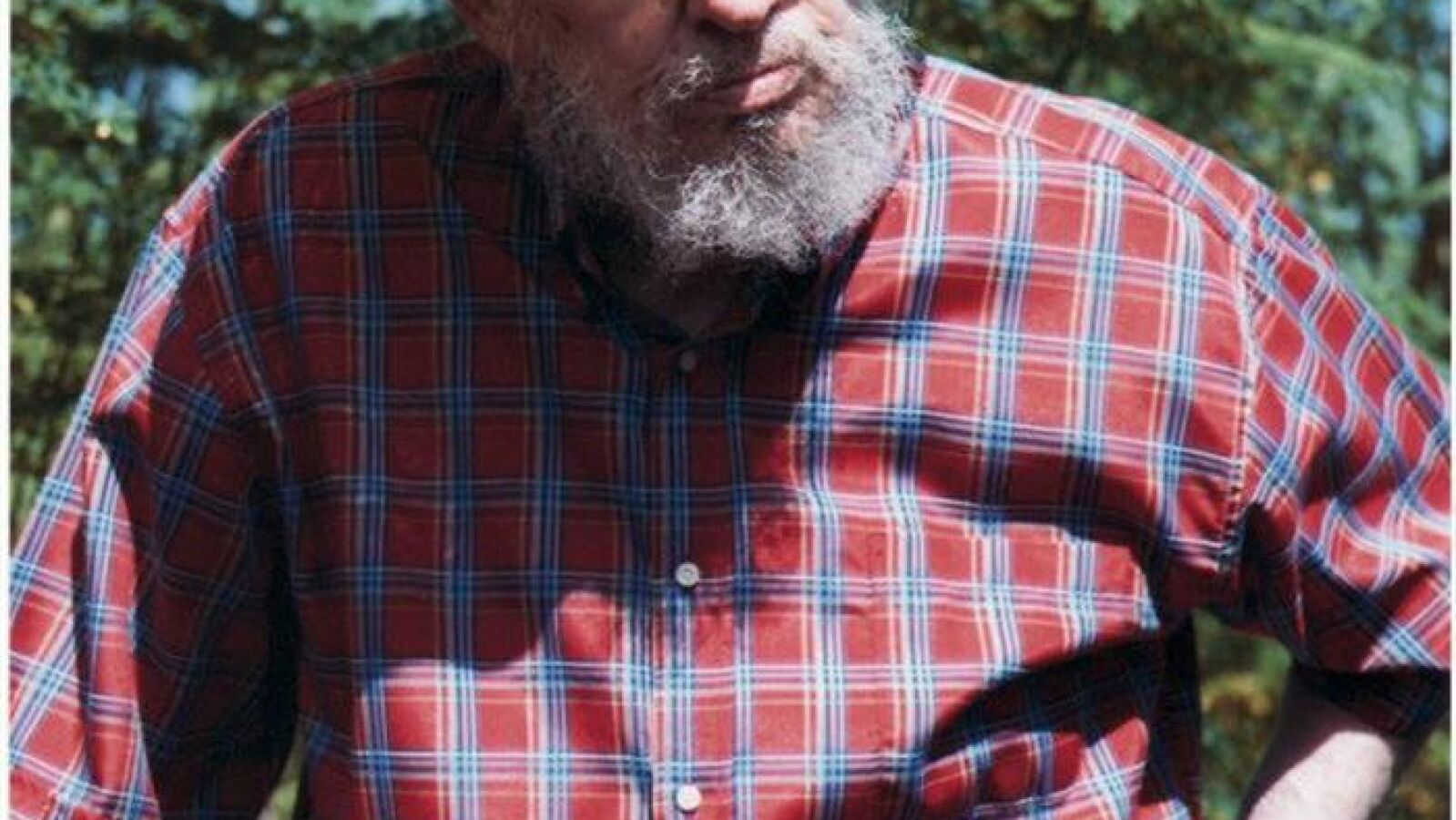 Fidel Castro cumple 87 años centrado en sus estudios sobre biología