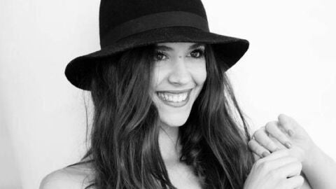 B&aacute;rbara Gonz&aacute;lez, chica Martini