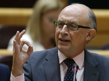 Montoro, ministro de Hacienda y Administraciones Públicas