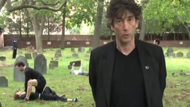 Neil Gaiman nos recomienda 'El traje del muerto', ¿qué libro nos recomiendas tú?