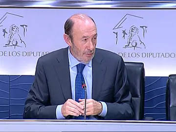 Rubalcaba valora la derrota electoral Rubalcaba valora la derrota electoral