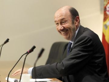 Rubalcaba en una comparecencia ante la prensa