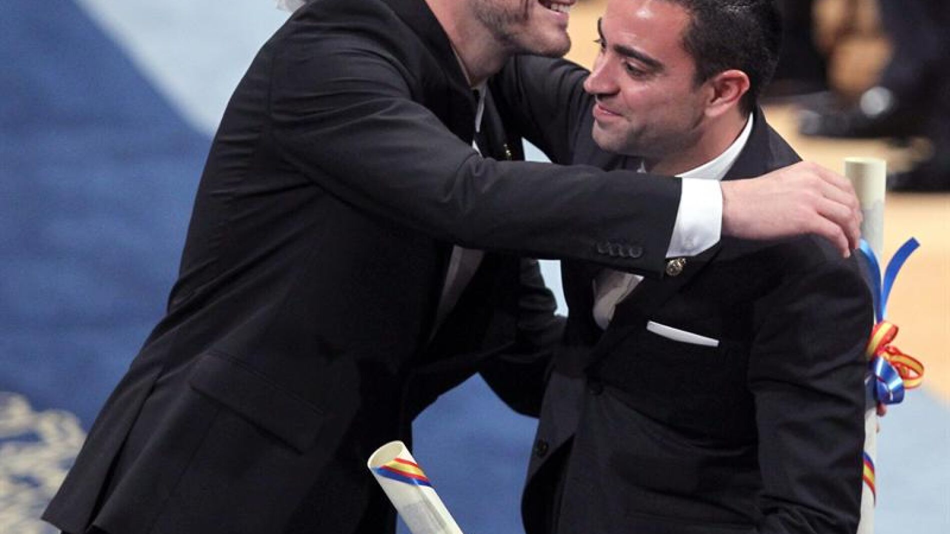 Iker y Xavi celebran el Pr&iacute;ncipe de Asturias