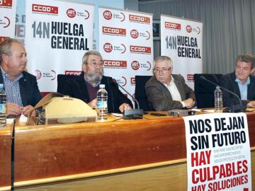 Los secretarios generales de UGT, Cándido Méndez, y CCOO, Ignacio Fernández Toxo