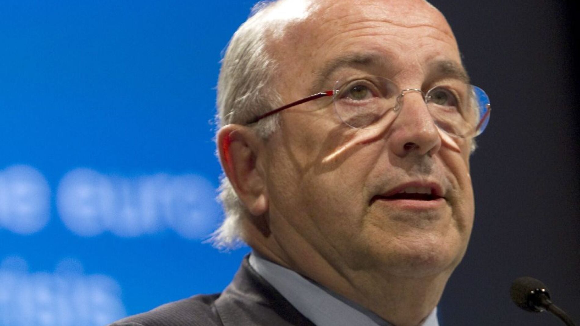 Joaqu&iacute;n Almunia en un acto p&uacute;blico (Archivo)