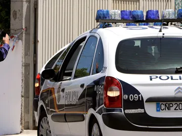 Un coche de la Policía Un coche de la Policía