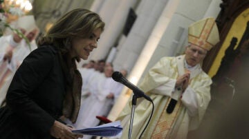 La alcaldesa de Madrid, Ana Botella, durante la misa